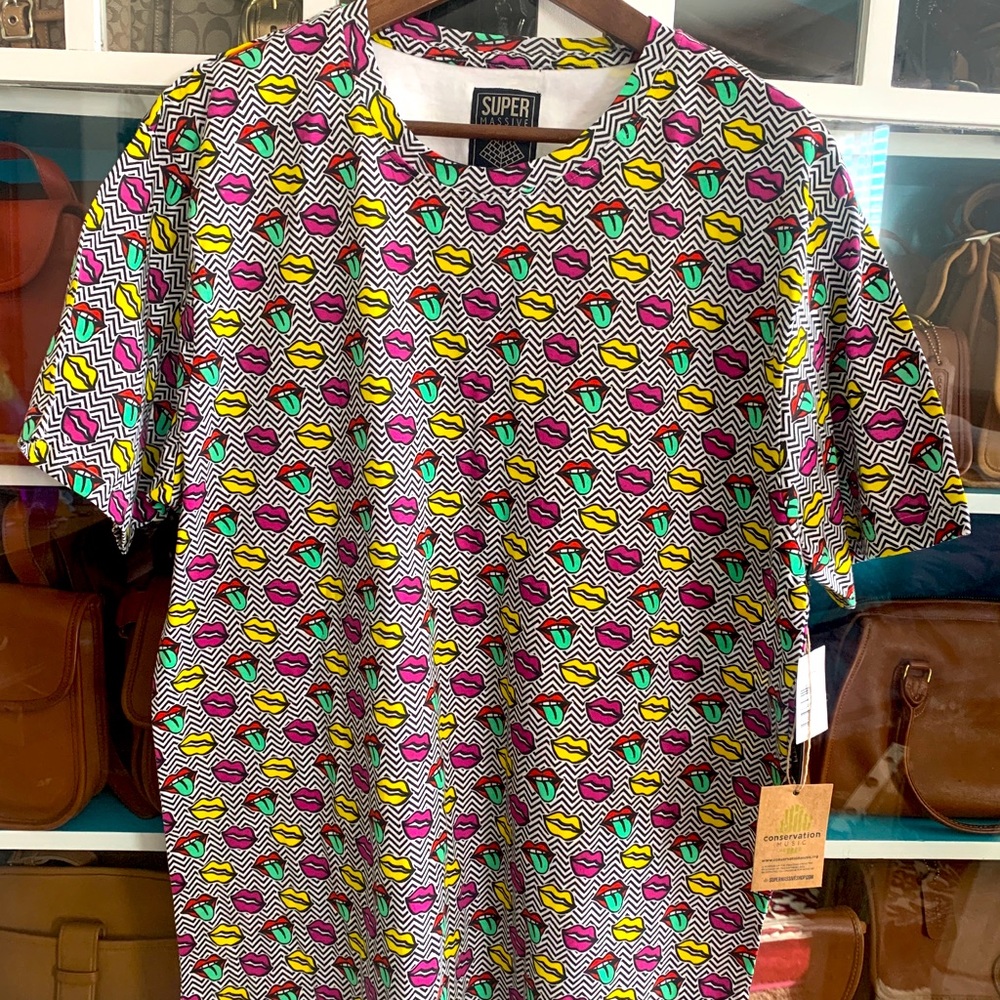 NWT Kiss print short-sleeve t-shirt from Super Massive.